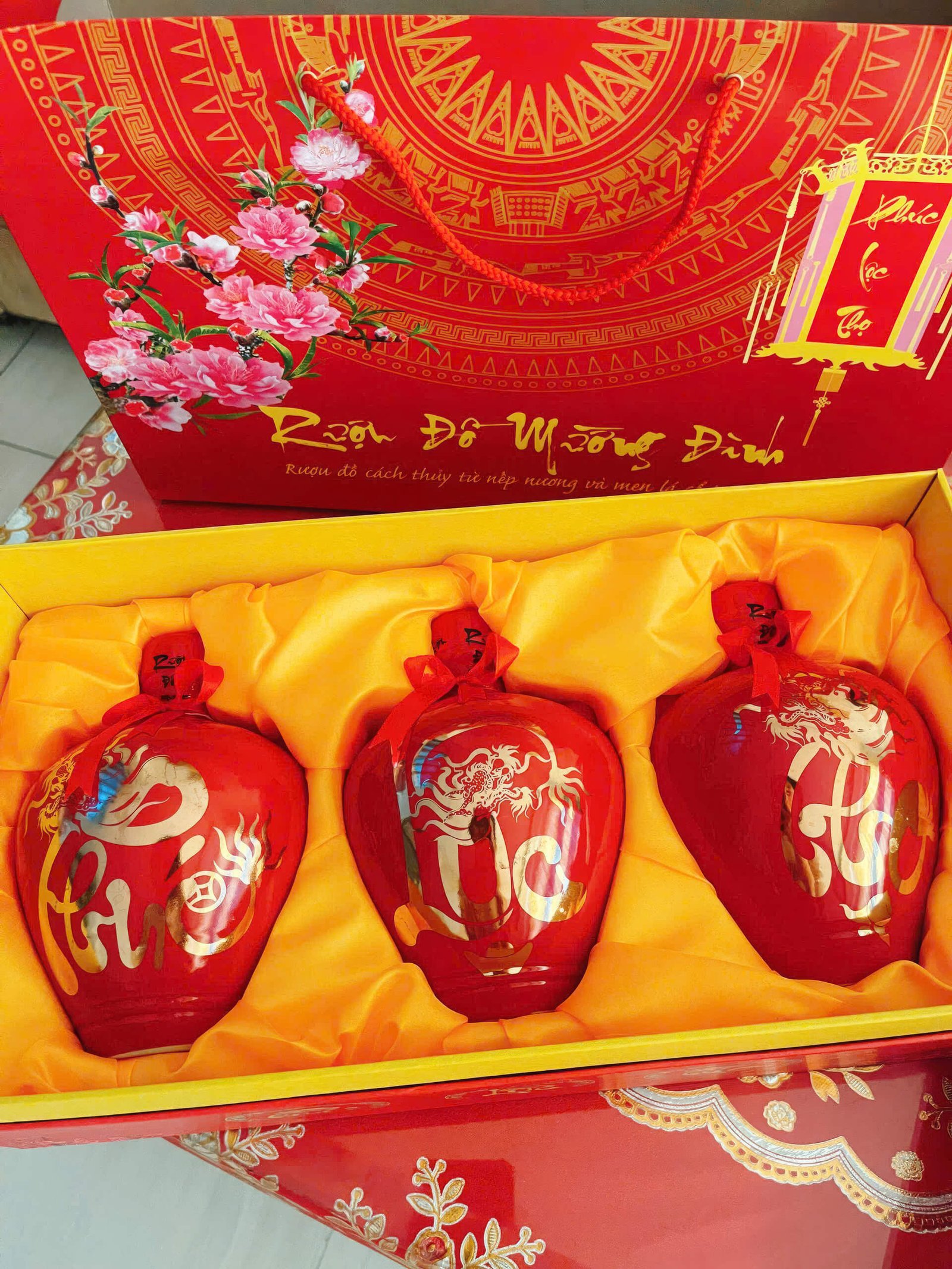 Bộ 3 Bình Đỏ Mạ Vàng 9999